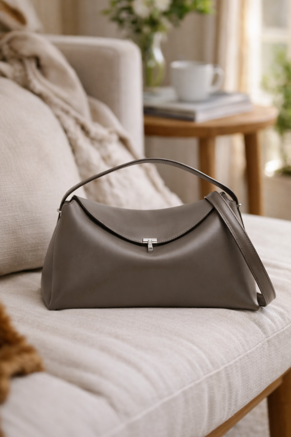 Athena Damen Schultertasche strukturiert mit Drehverschluss