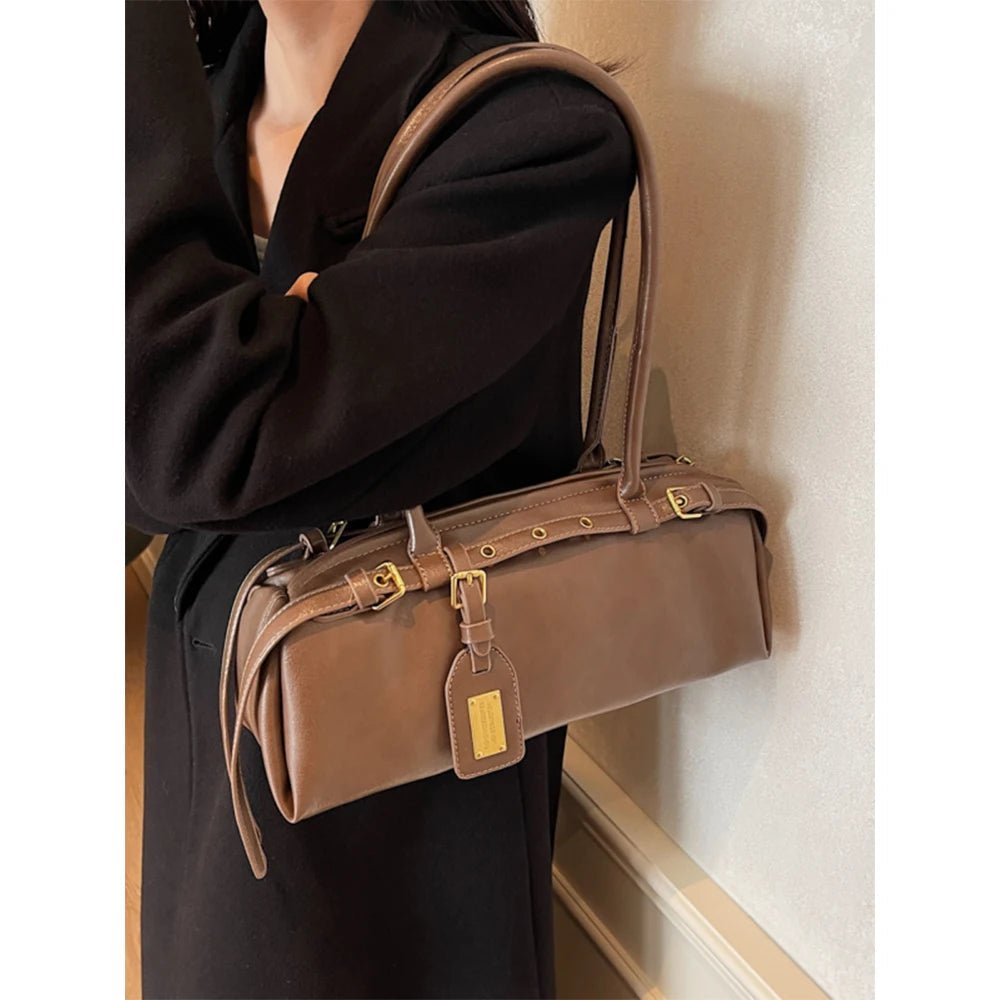 Audrey Schultertasche im Barrel-Design aus PU-Leder