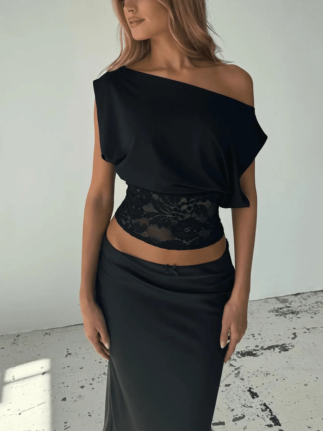 Calista | Damen Asymmetrisches Spitzen-One-Shoulder Top