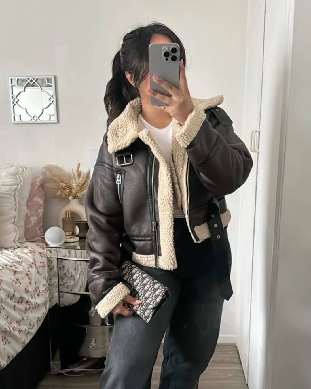 Damen Kurze Jacke mit Reißverschluss, Gürtel und Reverskragen