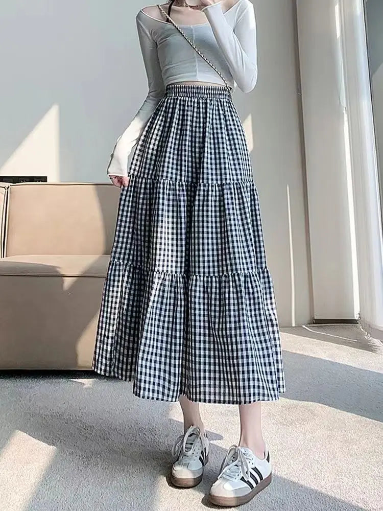 Women's Tiered Plaid Midi Skirt