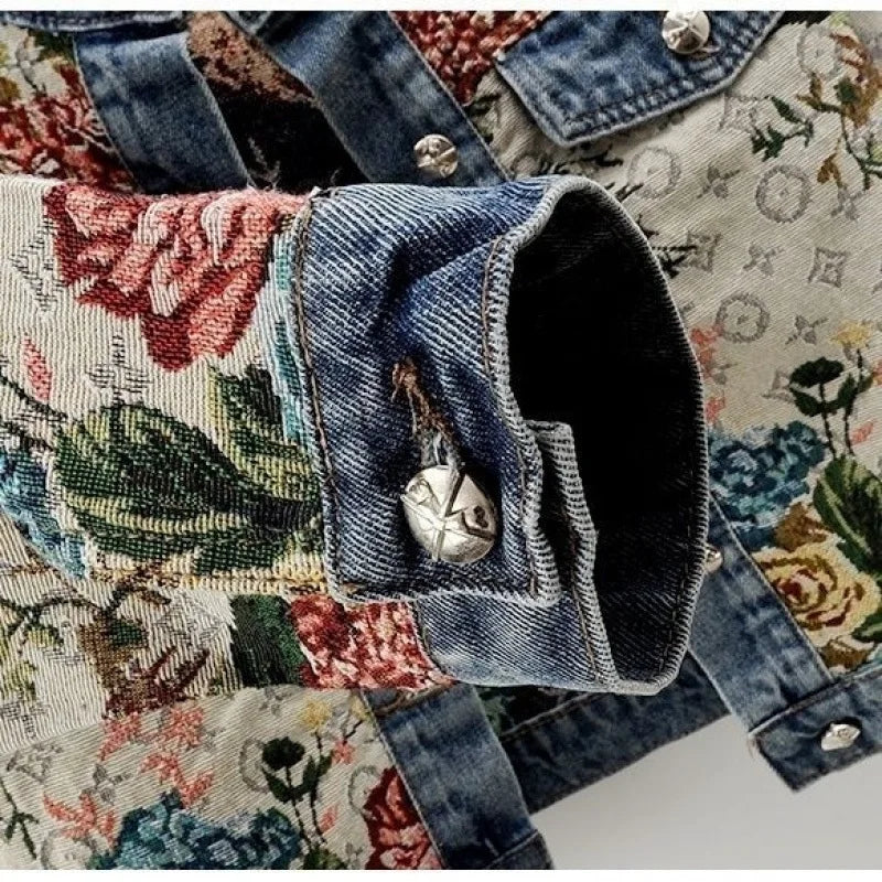 Elena Damen-Jacke mit Jacquard-Muster und Denim-Details