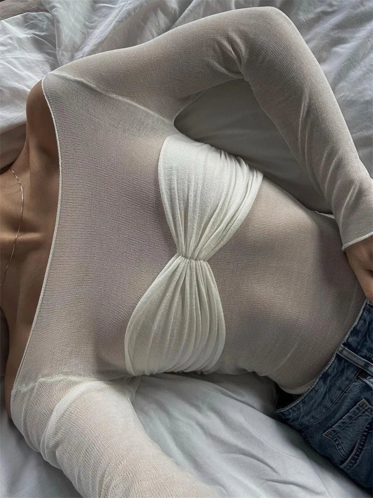 Lunara Transparenz-Top mit Off-Shoulder-Ausschnitt und Raffung