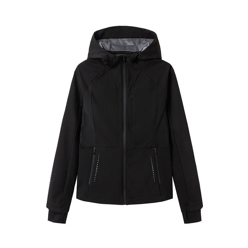 Nerla | Softshell Jacke Mit Kapuze Und Tailliertem Schnitt