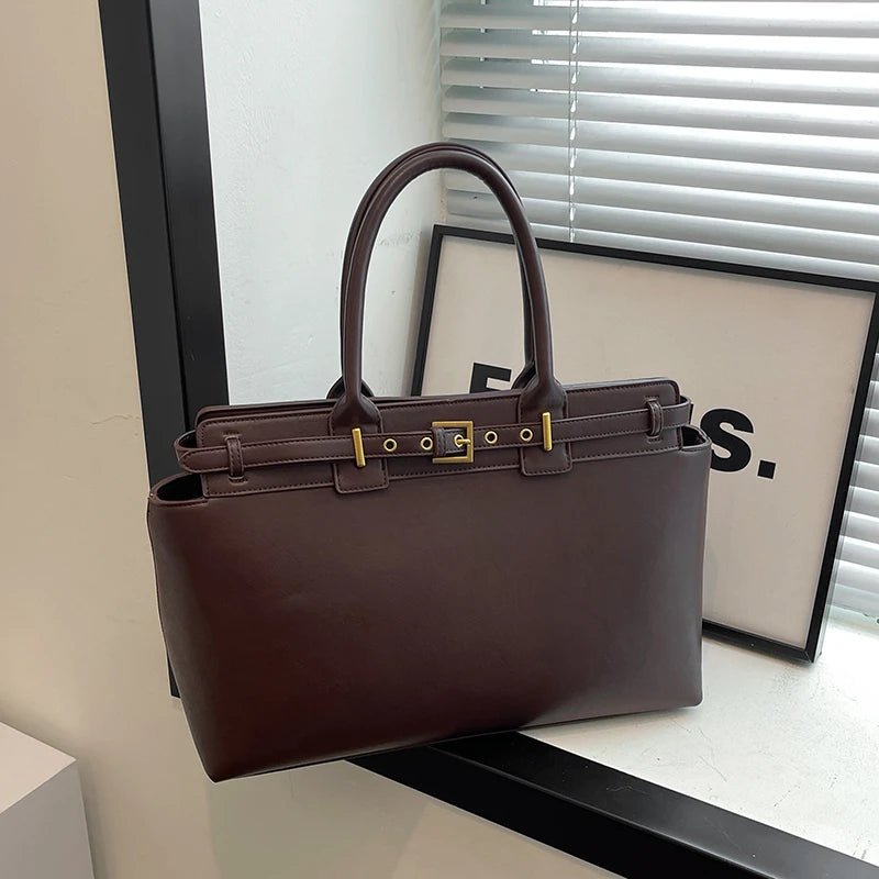 Women's Handbag in Casual Look