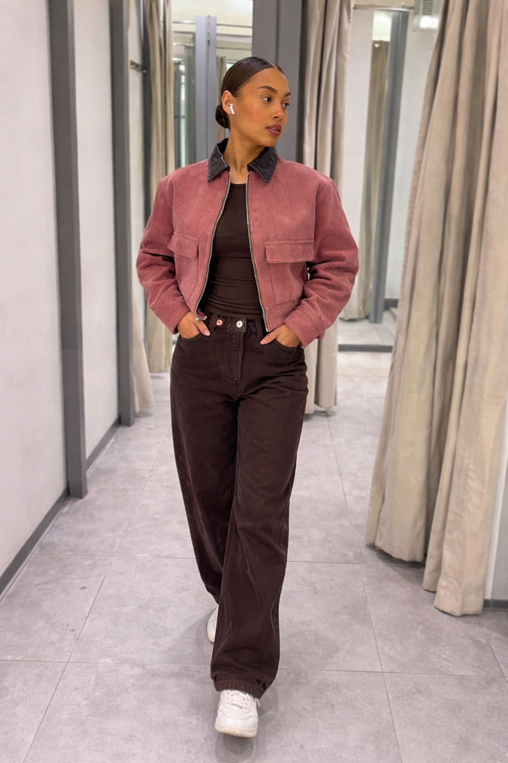 Seloria Damen Kurzjacke mit Reißverschluss und Umlegekragen