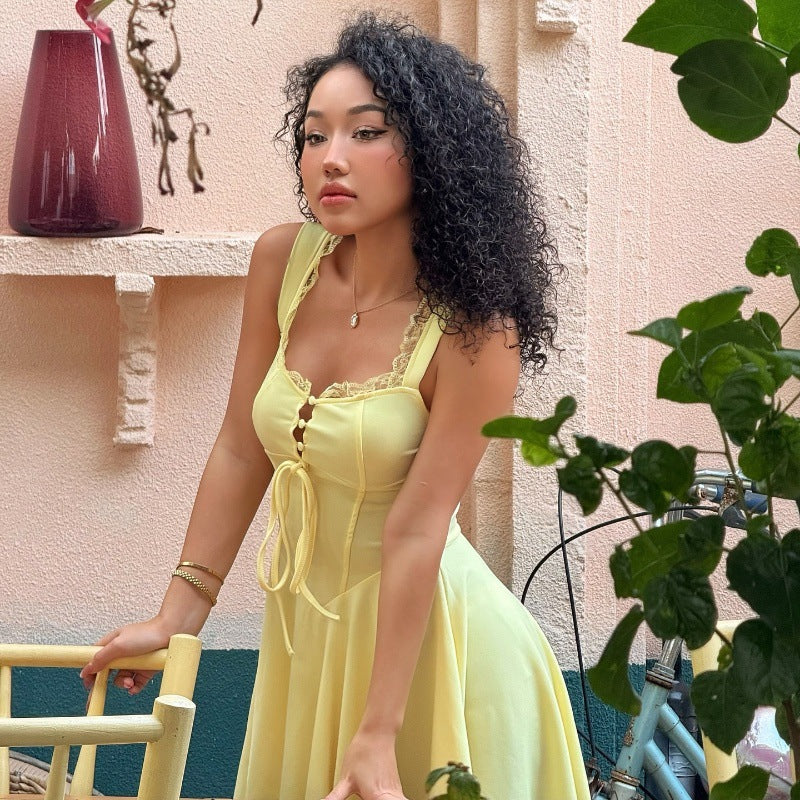 Prune | Patentiertes Kleid mit quadratischem Ausschnitt
