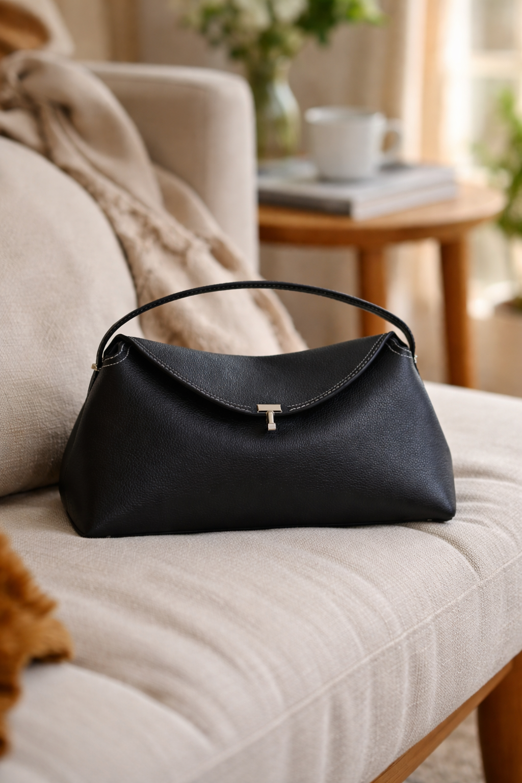 Athena Damen Schultertasche strukturiert mit Drehverschluss