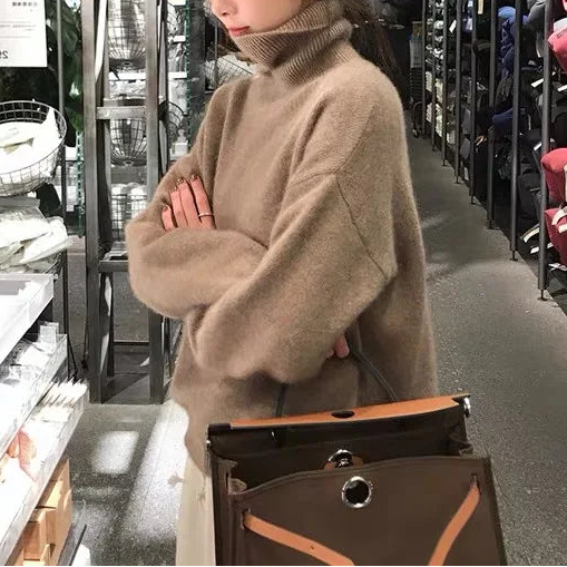 Women's knit pullover with turtleneck