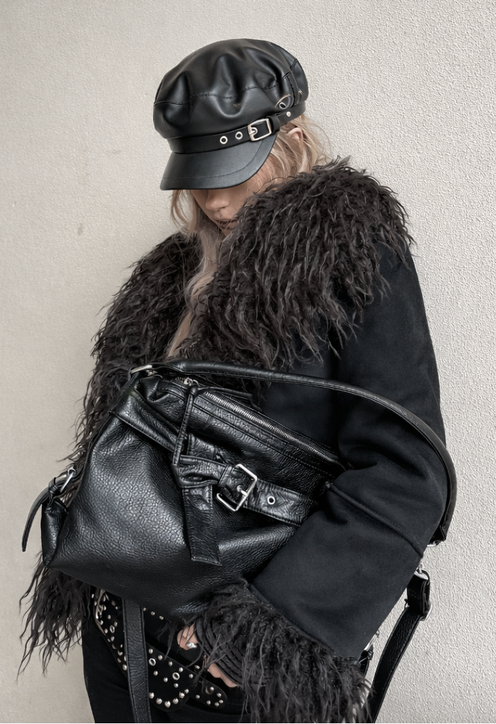 Hera Damen Schultertasche groß mit Reißverschluss und Schnalle