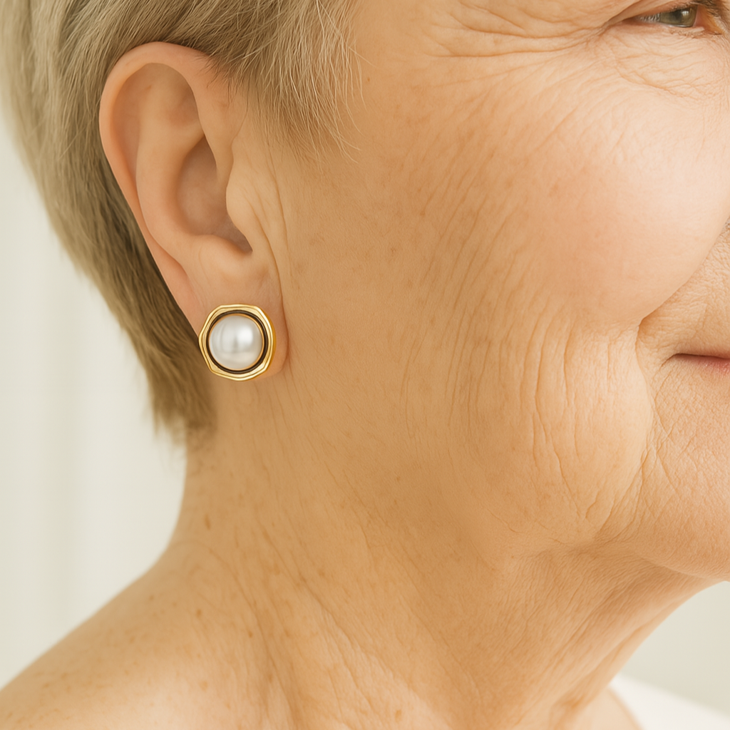 Kora | Women's Stud Earrings with Round Pearl