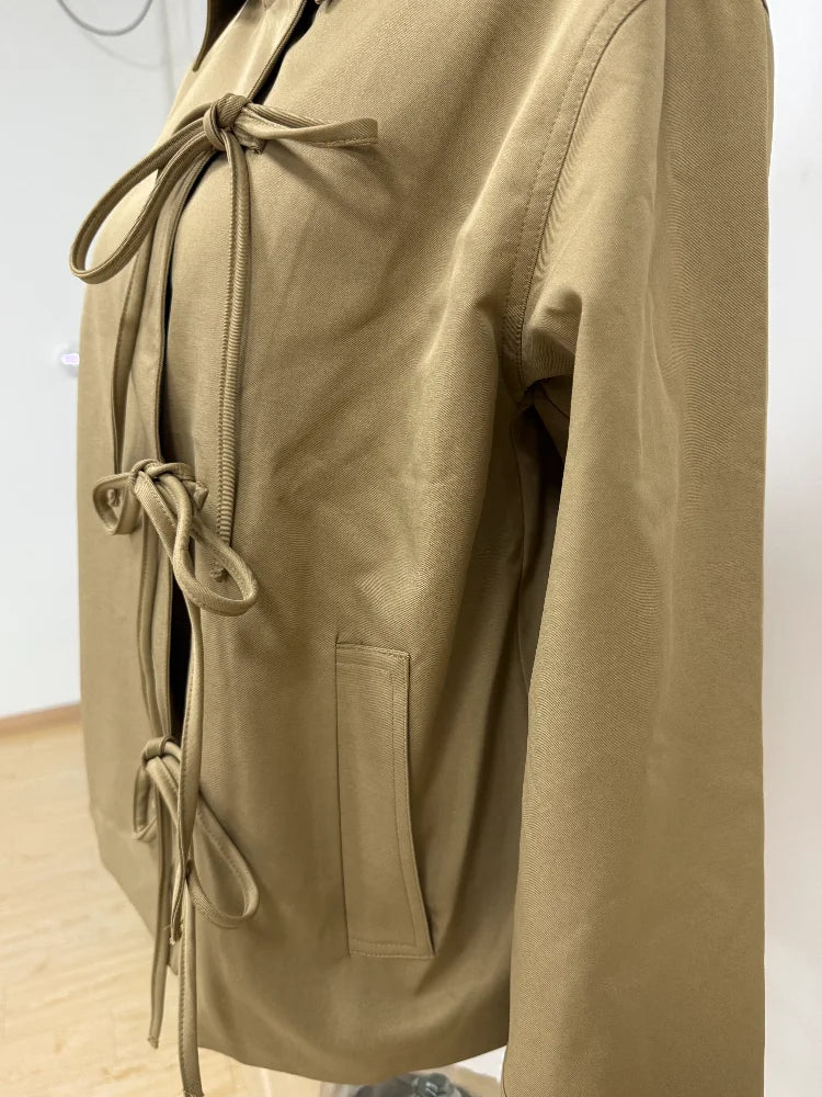 Marilena Damen Jacke mit Bindeband-Verschluss und Umlegekragen
