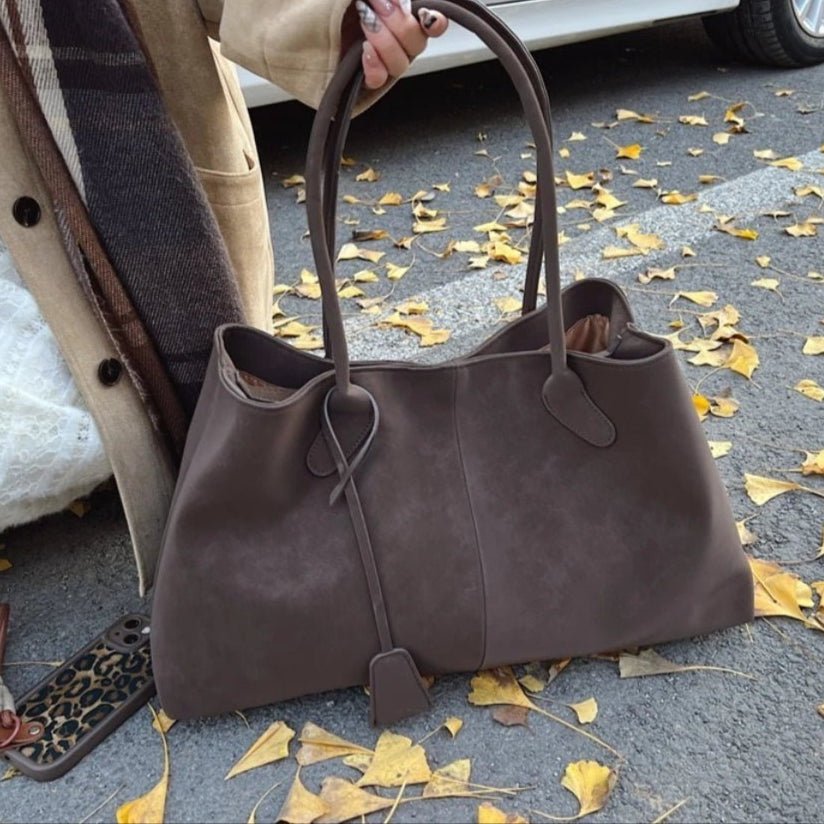 Nerra Schultertasche mit Doppelgriffen und Magnetverschluss