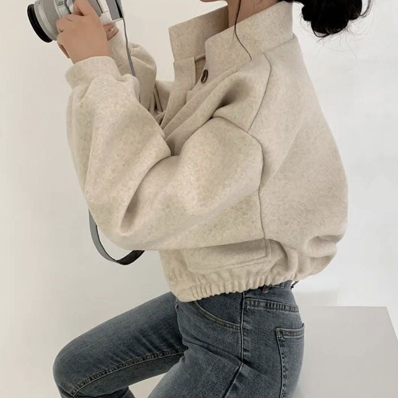 Audrey | Short wool jacket with stand-up collar and relaxed fit 
