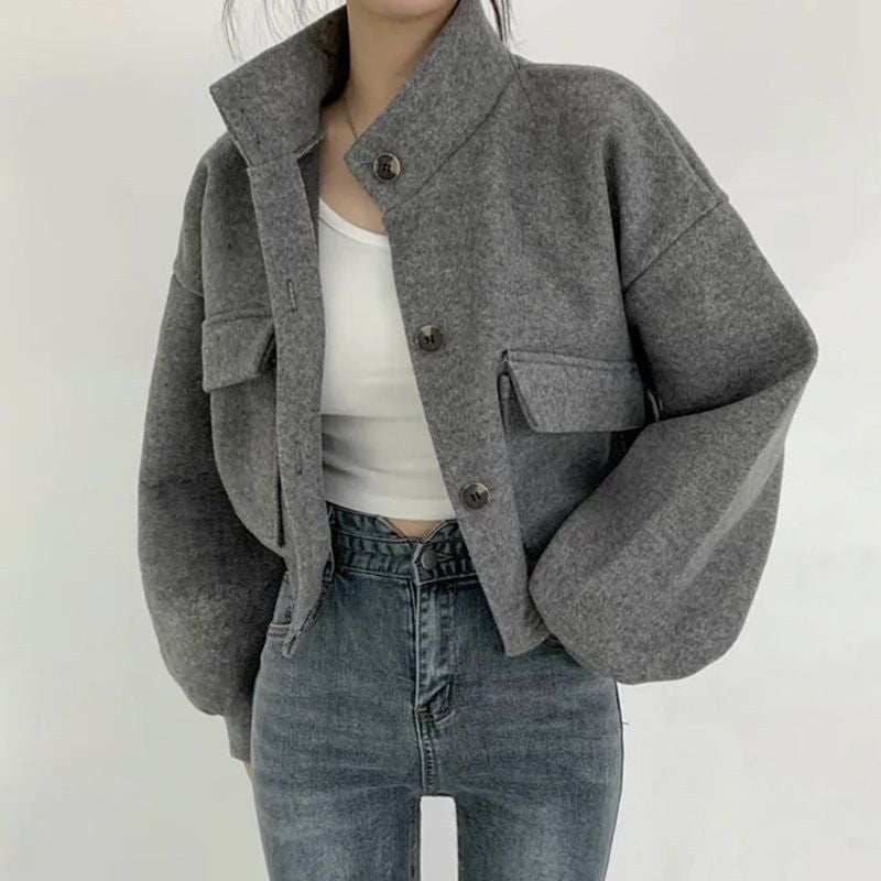Audrey | Short wool jacket with stand-up collar and relaxed fit 