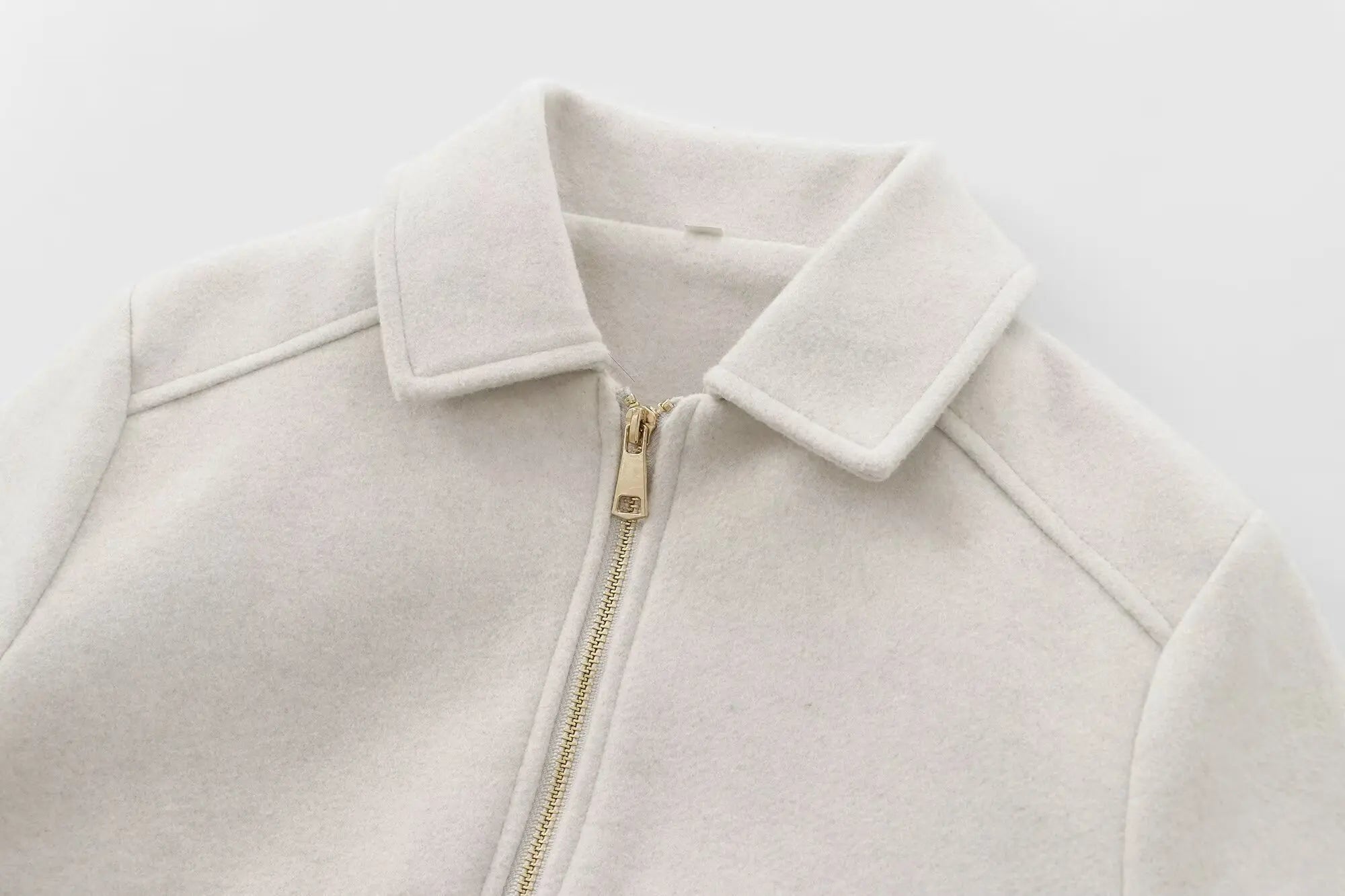 Alina | Short jacket with zipper