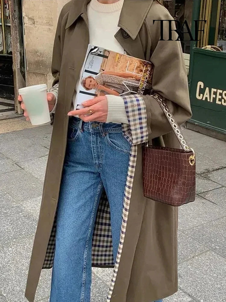 Noelle | Classic trench coat with hood and button placket