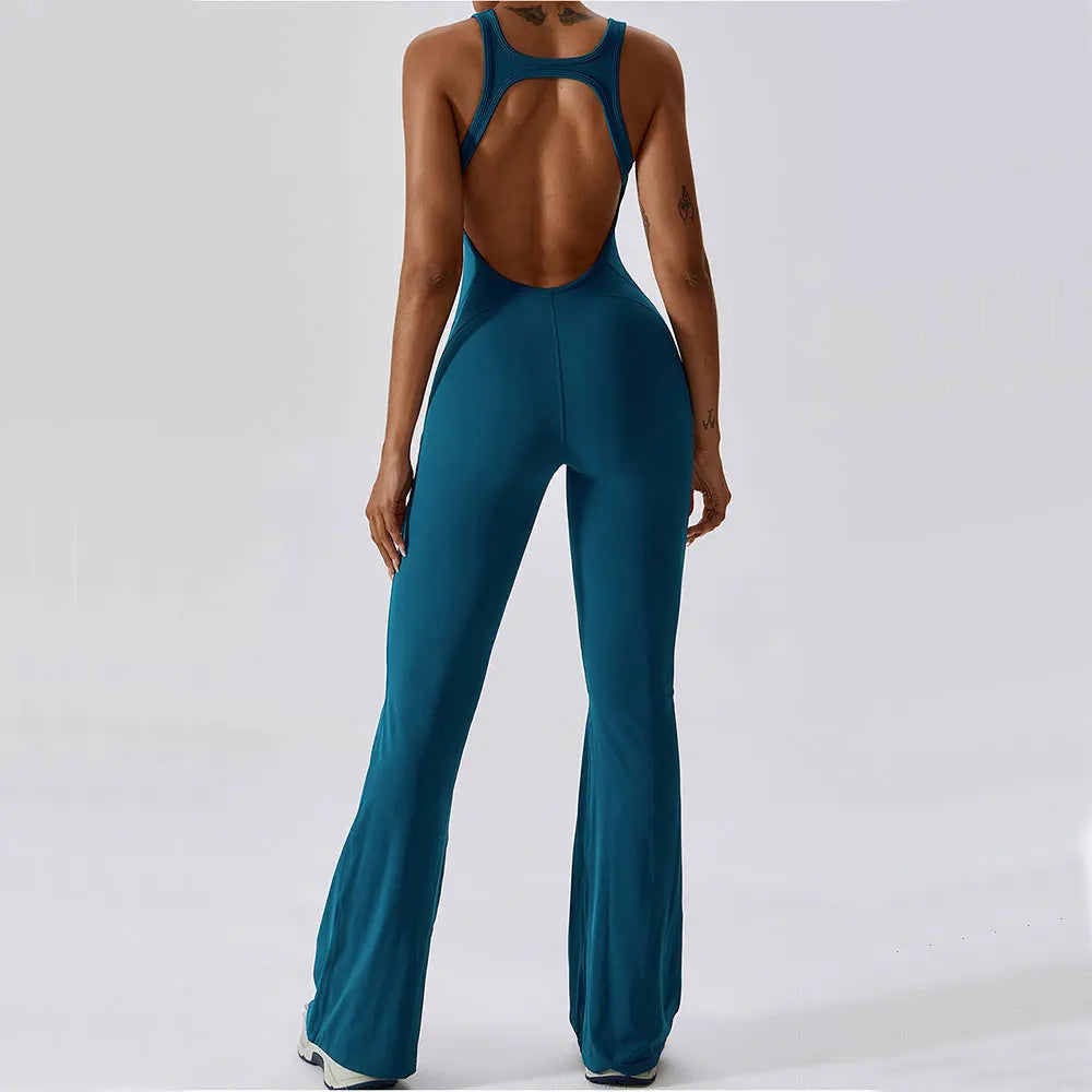 Alira | Yoga Einteiler Mit Figurbetontem Design & Flare-Bein