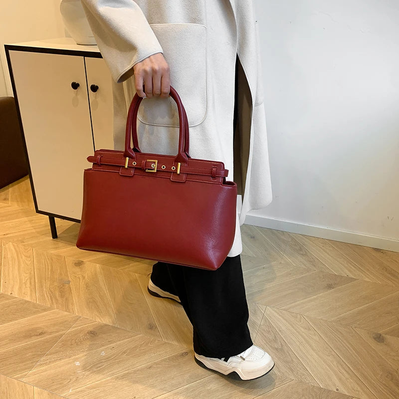 Women's Handbag in Casual Look