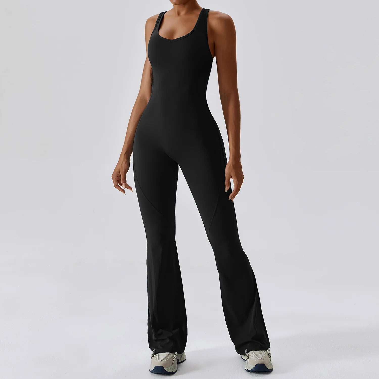 Alira | Yoga Einteiler Mit Figurbetontem Design & Flare-Bein