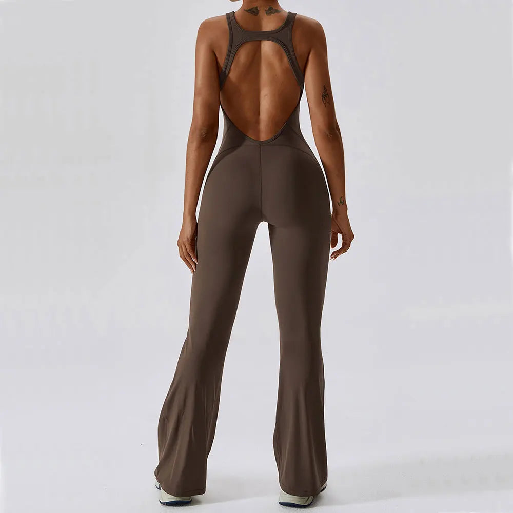 Alira | Yoga Einteiler Mit Figurbetontem Design & Flare-Bein