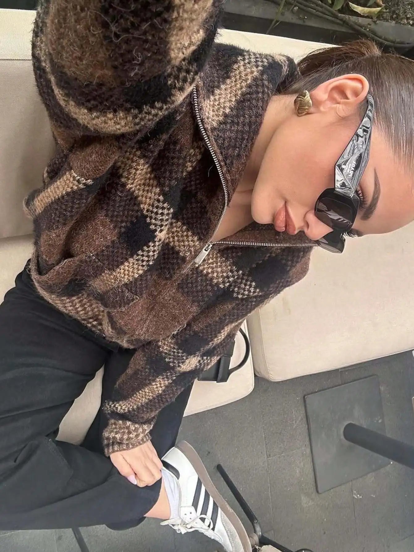 Sifna Damen Strickjacke kariert mit Reißverschluss und Stehkragen
