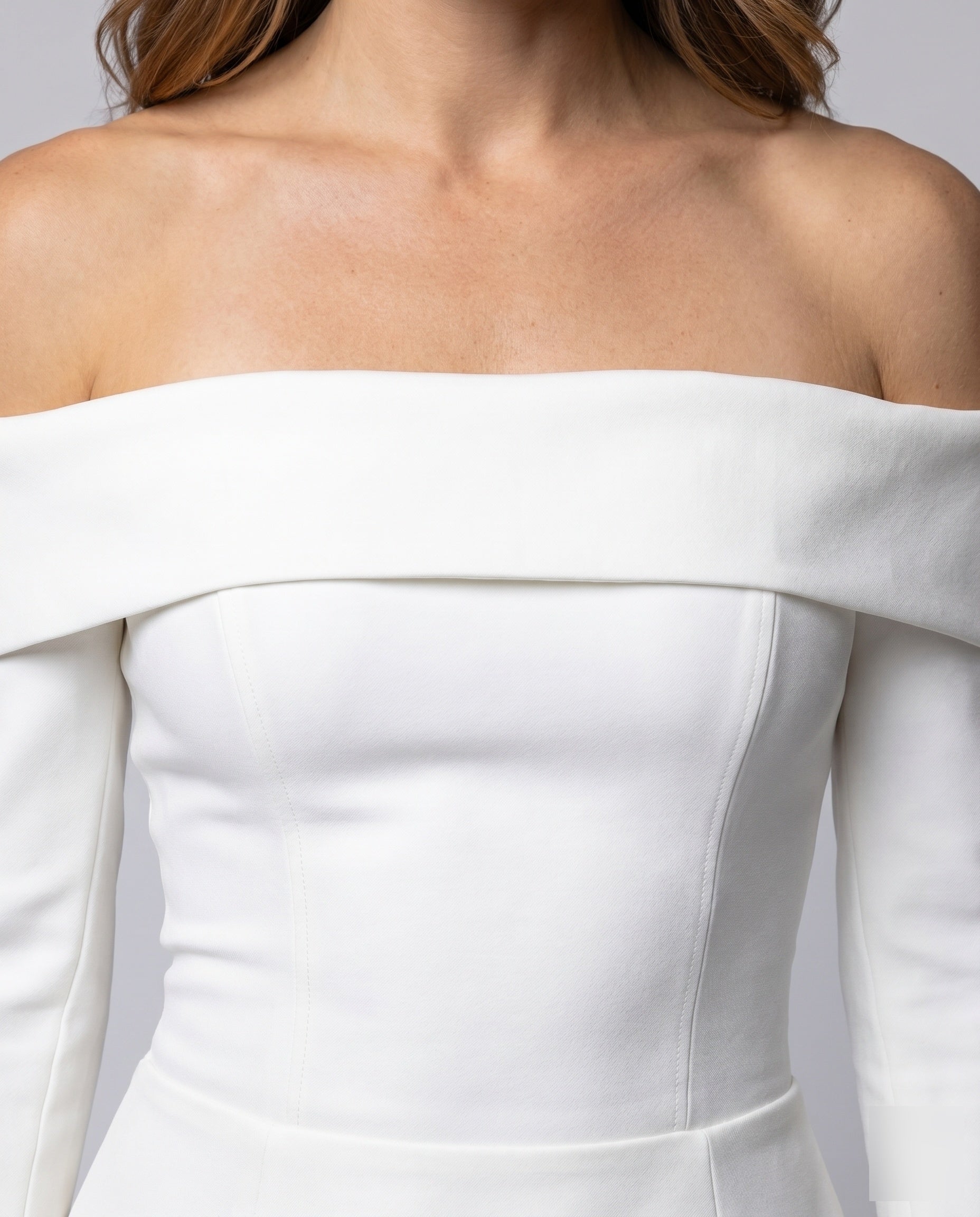 Thyone Damen Off-Shoulder Minikleid mit Taillenschnitt