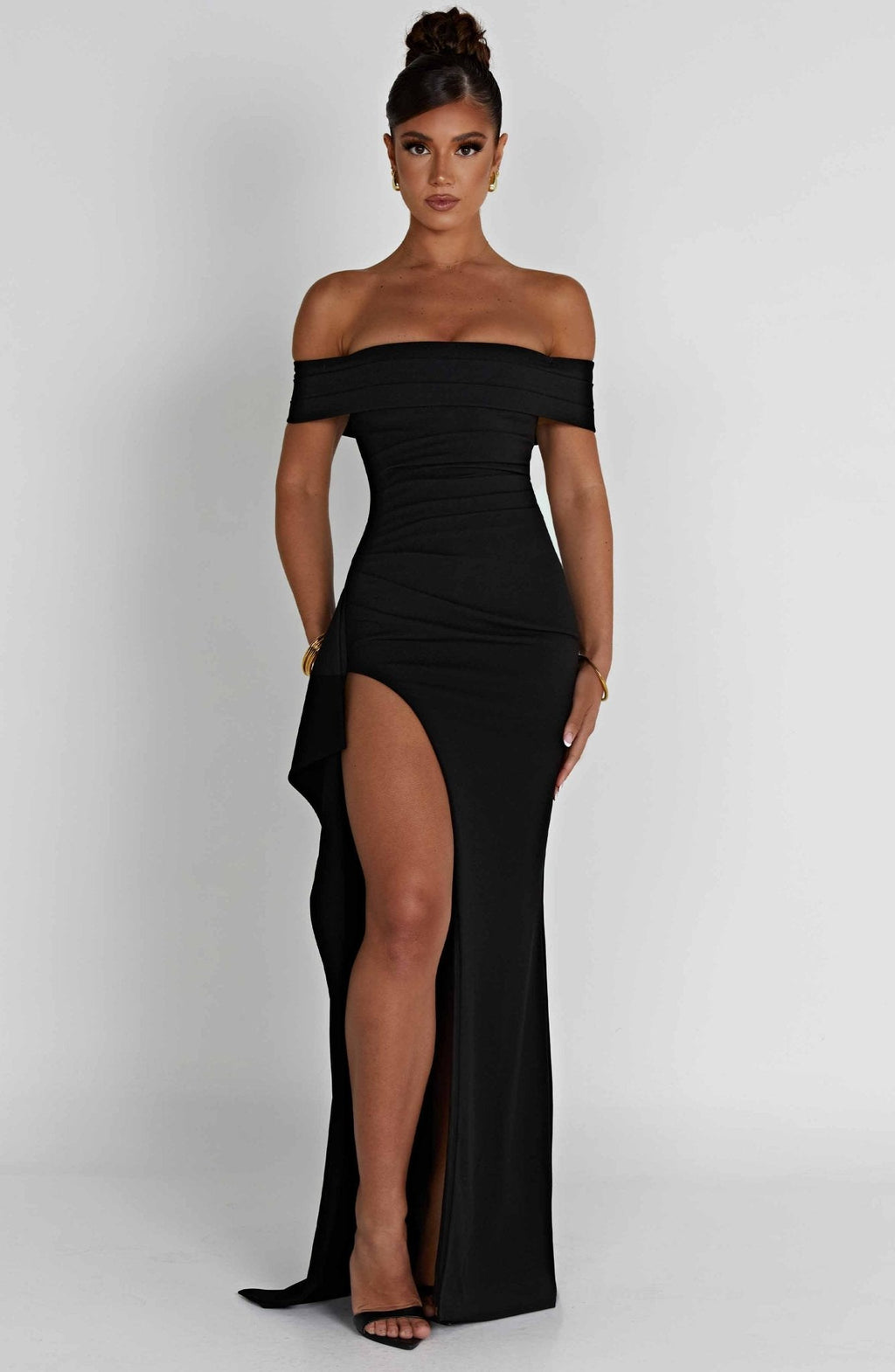 Alice | Long dress with slit, off-the-shoulder