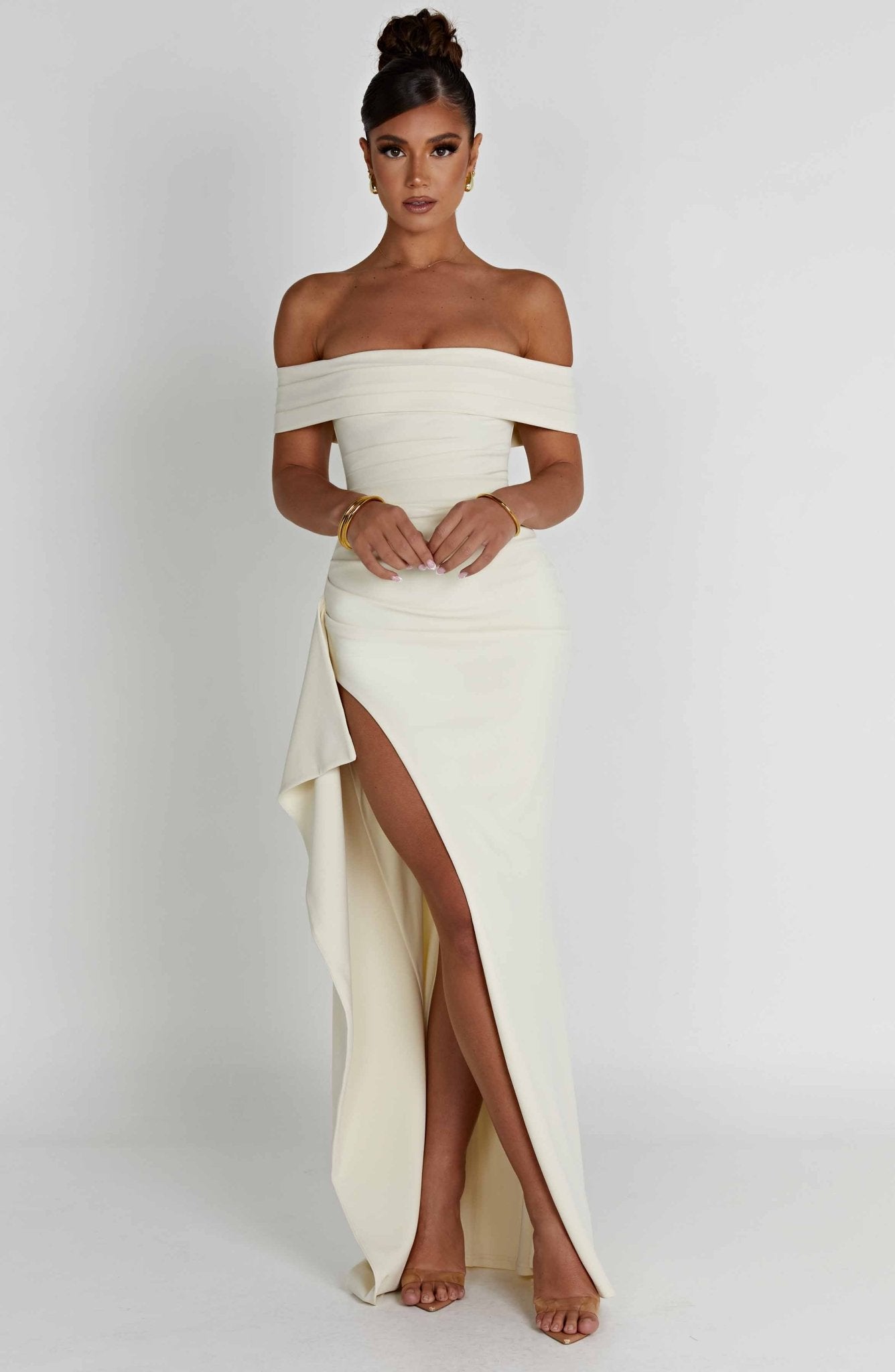 Alice | Long dress with slit, off-the-shoulder