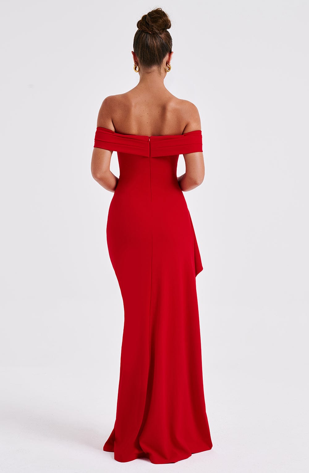 Alice | Long dress with slit, off-the-shoulder